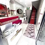 Taksim Luxury Capital 2*